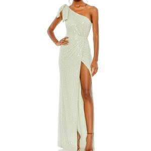 MAC DUGGAL WOW ONE SHOULDER dress lol 😂 WOW  SIZE 0 mint  new with tag